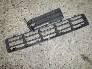 решетка радиатора Volkswagen Golf 3 поколение 2000, 1.4 л., бензин, МКПП, хетчбэк 5 дв., 1J0853665B