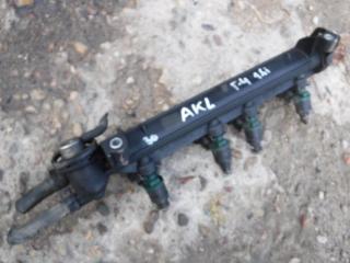 форсунка Volkswagen Golf 3 поколение 2000, 1.6 л., бензин, 037906031AA