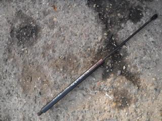 амортизатор крышки багажника (3-5 двери) Mercedes-Benz Vito W638 1998, 2.3 л., дизель, МКПП, микроавтобус