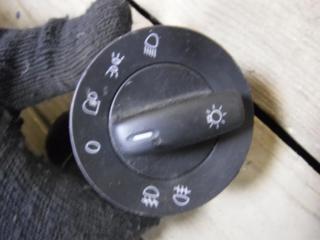 переключатель света Volkswagen Passat B6 2006, 2.0 л., дизель, МКПП, универсал, 1K0941431A