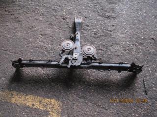 передняя панель крепления облицовки (телевизор) Kia Magentis 1 поколение 2002