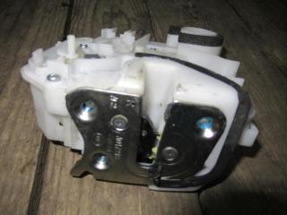 замок двери задней правой Mitsubishi Outlander 3 поколение 2014