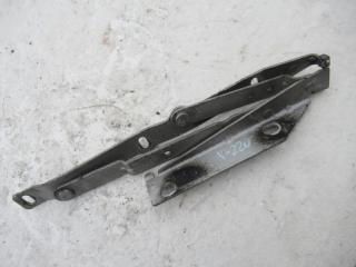 петля капота Mercedes-Benz Vito W638 2000