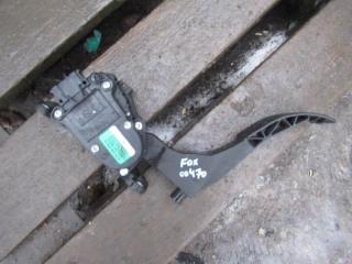 педаль Volkswagen Fox 2 поколение 5Z 2006, 1.2 л., бензин, МКПП, хетчбэк 5 дв., 6Q1721503C