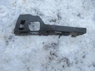 крепление бампера Ford Focus 2 поколение 2007, 1.6 л., дизель, МКПП, универсал, 4M5117E857AC