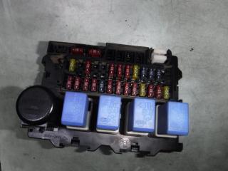блок предохранителей Nissan Navara D22 2001, 2.5 л., дизель, МКПП, фургон, 0680F99