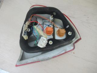 фонарь задний правый Mitsubishi Carisma 1 поколение [рестайлинг] 2000, хетчбэк 5 дв.