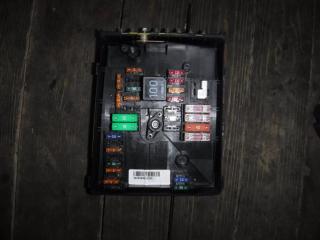 блок предохранителей Volkswagen Golf 5 поколение 2008, 1.9 л., дизель, МКПП, универсал, 1K0937125A