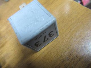 блок управления вентилятором (реле) Volkswagen Passat B5 1998, 8D0951253A