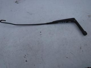 щеткодержатель (поводок стеклоочистителя, дворник) Audi A4 B5 1995, 1.9 л., дизель, МКПП, универсал