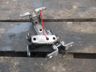 петля двери Citroen C-Crosser 1 поколение 2009, бензин, МКПП, универсал