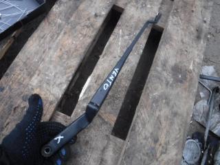 щеткодержатель (поводок стеклоочистителя, дворник) Volkswagen Vento 1 поколение 1994