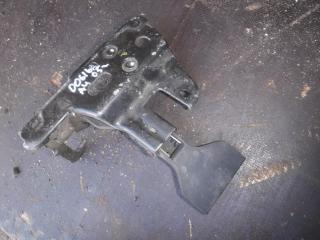 замок капота Audi A4 B6 2006, 2.0 л., дизель, МКПП, седан, 8E0823480E