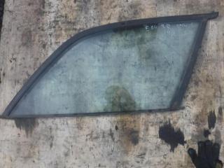 стекло кузовное боковое правое BMW 5 серия E34 1989, универсал