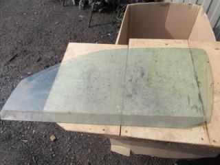 стекло двери передней левой Volkswagen Polo 3 поколение 1999, хетчбэк 5 дв.