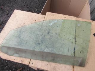 стекло двери передней левой Skoda Octavia 1 поколение (A4) 1998