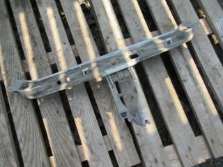 передняя панель крепления облицовки (телевизор) Renault Clio 2 поколение 1999, 1.4 л., бензин