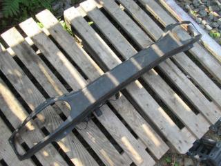 усилитель бампера переднего Opel Omega B 1997