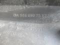 молдинг крыла Mercedes-Benz Sprinter 2 поколение (W906) 2007, 2.2 л., дизель, МКПП, микроавтобус, A9066902562 - фото №3