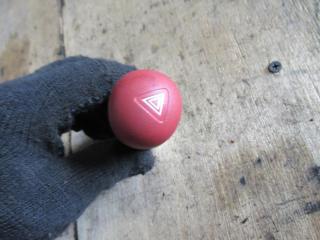 кнопка аварийной сигнализации Renault Twingo 1 поколение [2-й рестайлинг] 2003, 1.2 л., бензин, МКПП, хетчбэк 5 дв.