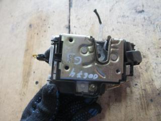 замок двери передней правой Volkswagen Golf 1 поколение 1992, 1.4 л., бензин, МКПП