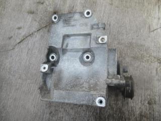 кронштейн компрессора кондиционера Volkswagen Passat B5 1998, 038260885C