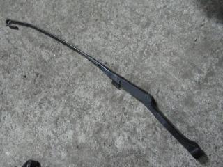 щеткодержатель (поводок стеклоочистителя, дворник) Audi A6 4A/C4 1995, 4A1955408A