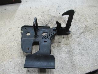 замок капота Audi A6 C5 [рестайлинг] 2005