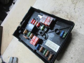 блок предохранителей Volkswagen Golf 5 поколение 2008, 1.9 л., дизель, МКПП, хетчбэк 5 дв., 1K0937125A