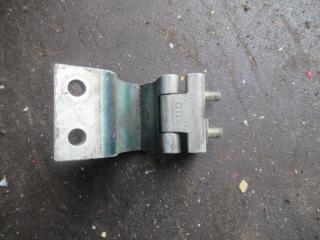 петля крышки багажника Audi 100 4A/C4 1992, 4A9827299D