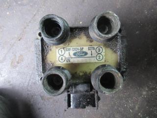 катушка зажигания Ford Mondeo 2 поколение 1997, 1.6 л., бензин, 938F912024-DA