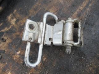 петля двери Volkswagen Golf 3 поколение 1999