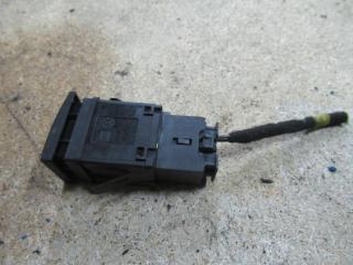 кнопка ручного тормоза (ручника) Volkswagen Polo 3 поколение 1995, 6Q0919235