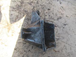 кронштейн КПП Audi A6 4B/C5 1998, 1.9 л., дизель, 8D0399114G