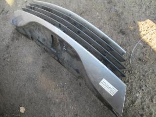 решетка радиатора Renault Laguna 2 поколение 2002