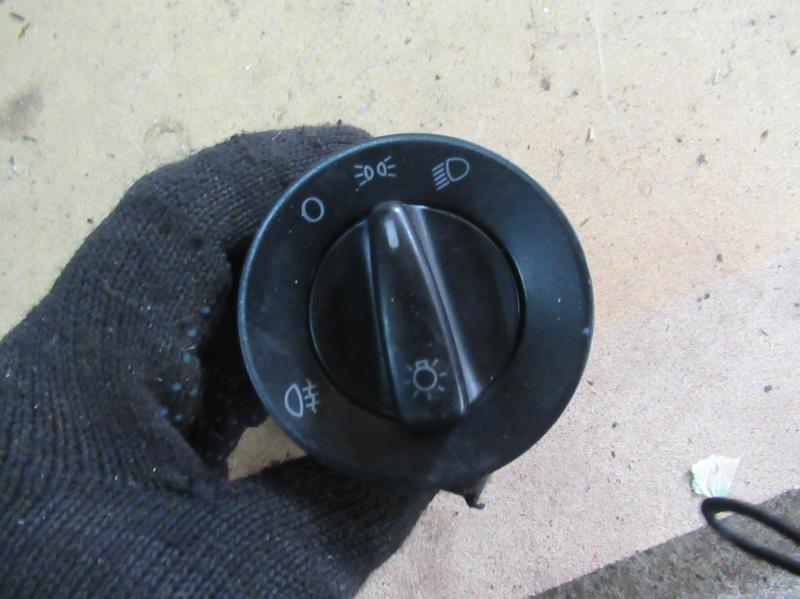 переключатель света Volkswagen Passat B5 1998, 1C0941531 - фото №1