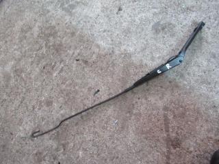 щеткодержатель (поводок стеклоочистителя, дворник) Opel Vectra B 1996, 90504175RH