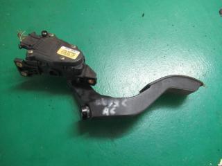 педаль Audi A6 4B/C5 1999, 2.4 л., бензин, АКПП, универсал, 8D1723523H