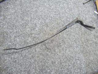 щеткодержатель (поводок стеклоочистителя, дворник) Ford Fiesta 4 поколение [рестайлинг] 2002, 1.4 л., бензин, МКПП, хетчбэк 5 дв., 2S6117526BB