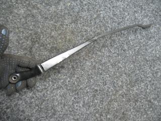 щеткодержатель (поводок стеклоочистителя, дворник) Volkswagen Passat B5 1998, 3B1955410