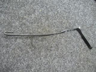 щеткодержатель (поводок стеклоочистителя, дворник) BMW 3 серия E36 [рестайлинг] 1998, 1.8 л., бензин, МКПП, универсал, 61618392006