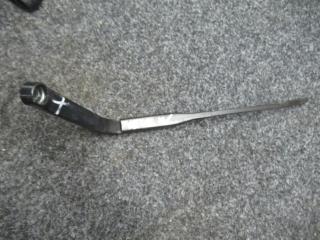 щеткодержатель (поводок стеклоочистителя, дворник) BMW 3 серия E36 [рестайлинг] 1998, 1.8 л., бензин, МКПП, универсал, 61618357209