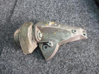 кронштейн КПП Volkswagen Passat B5 2001, 8D0399113AT