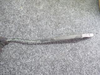 щеткодержатель (поводок стеклоочистителя, дворник) Hyundai Getz 1 поколение 2003, 1.1 л., бензин, МКПП, хетчбэк 5 дв.