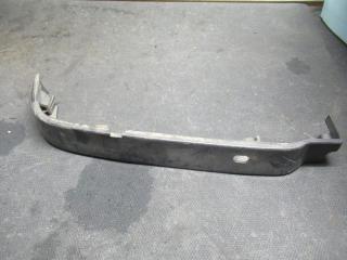 ресничка (ус) правой фары Volvo 850 1 поколение 1992