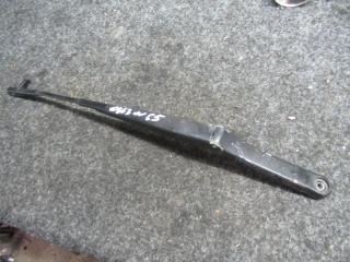 щеткодержатель (поводок стеклоочистителя, дворник) Volkswagen Golf 4 поколение 2005, 1.9 л., дизель, МКПП, хетчбэк 5 дв.