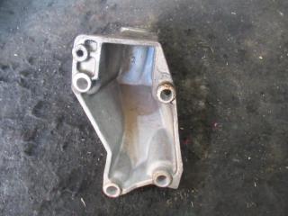 кронштейн двигателя Volkswagen Passat B5 1999, 8D0199307L