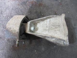 кронштейн КПП Audi A4 B5 1996, 1.6 л., бензин, МКПП, седан, 8D0399113AB