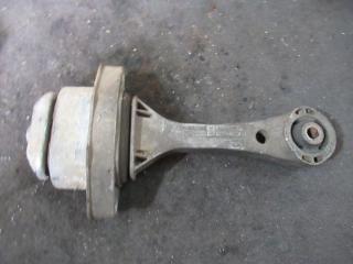 кронштейн КПП Volkswagen Golf 3 поколение 2000, 1.9 л., дизель, 1J0199851