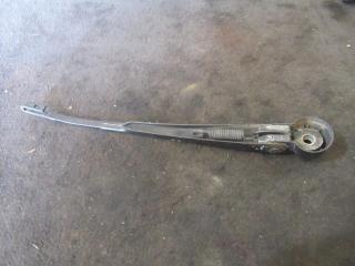 щеткодержатель (поводок стеклоочистителя, дворник) Mercedes-Benz C-Класс W203/S203/CL203 2001, 2.2 л., дизель, МКПП, универсал